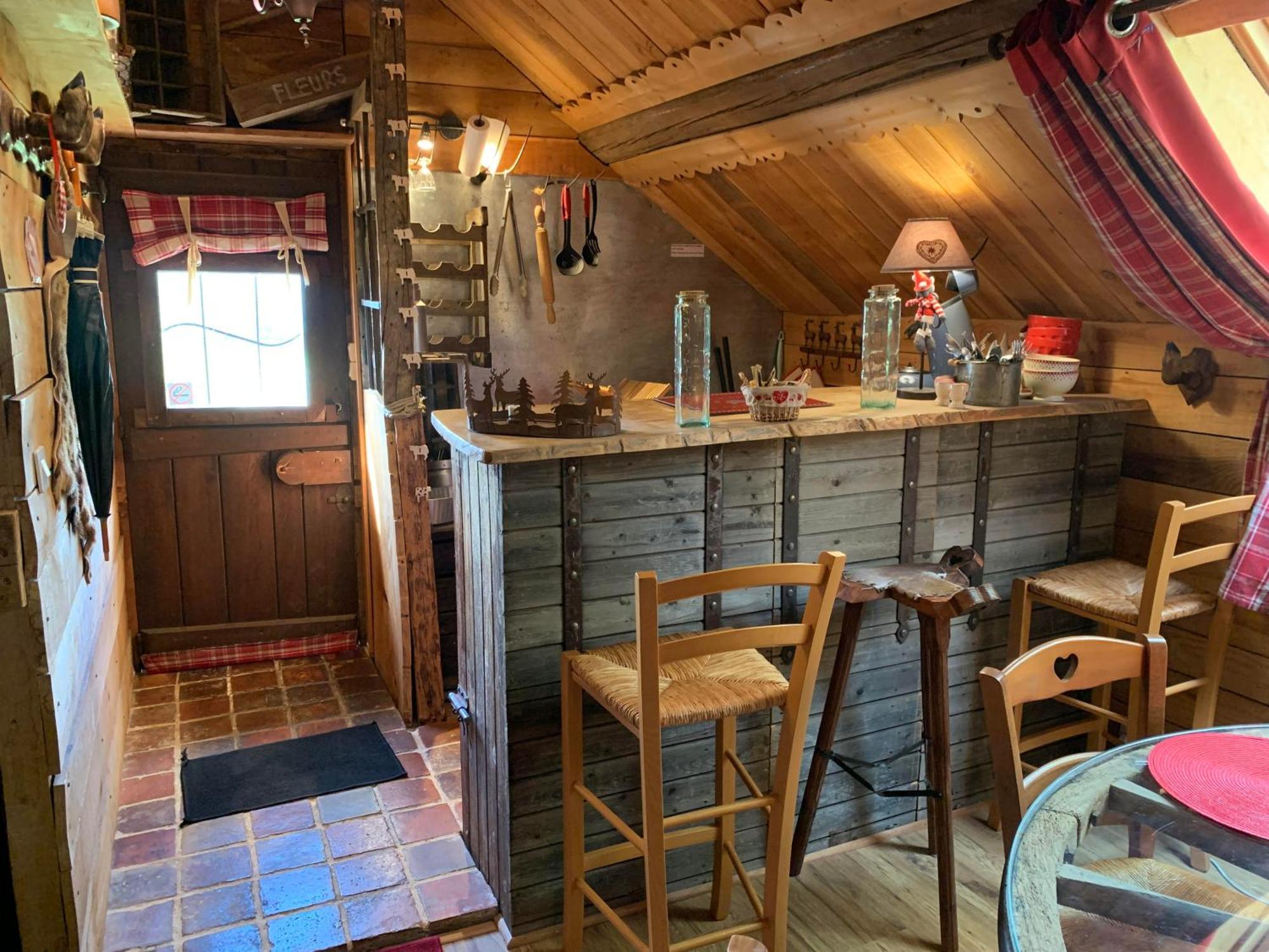 Gite "Le Refuge" Dans Un Domaine De 7Ha Au Calme Vimoutiers Dış mekan fotoğraf